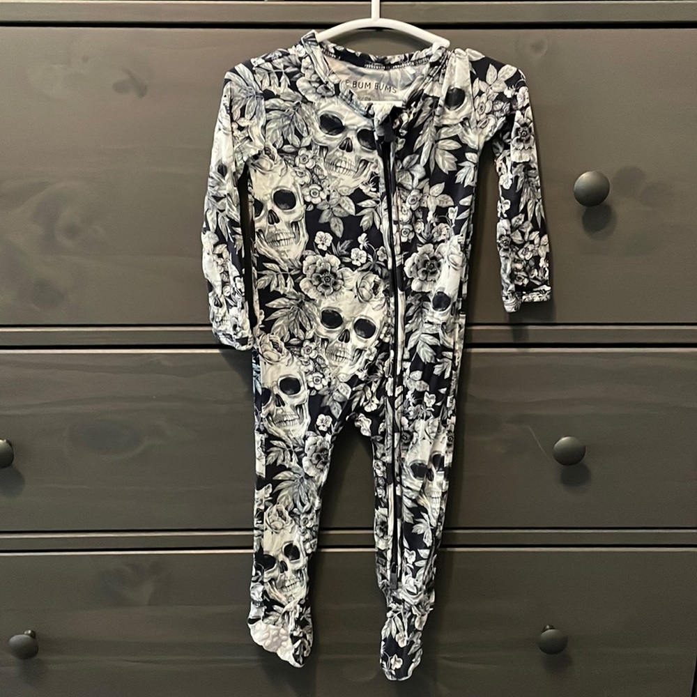 Little Bum Bums Navy Blue Skull Footie 9-12 month